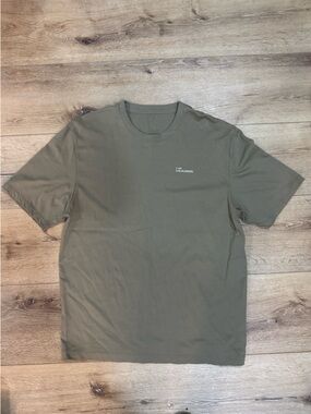 lululemon athletica Olive Green Short-Sleeve Crew Tee